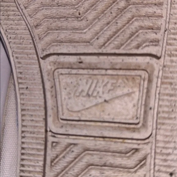 Nike Blazer Mid White High-top Sneakers, Size 7.5 Women’s - Picture 14 of 16